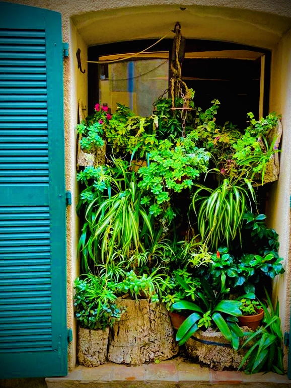 Magdalena Edwards - Adi Door 3 (2020) (1)